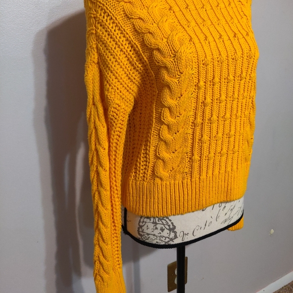 Sweater❗ sold ❗ - Picture 2 of 5